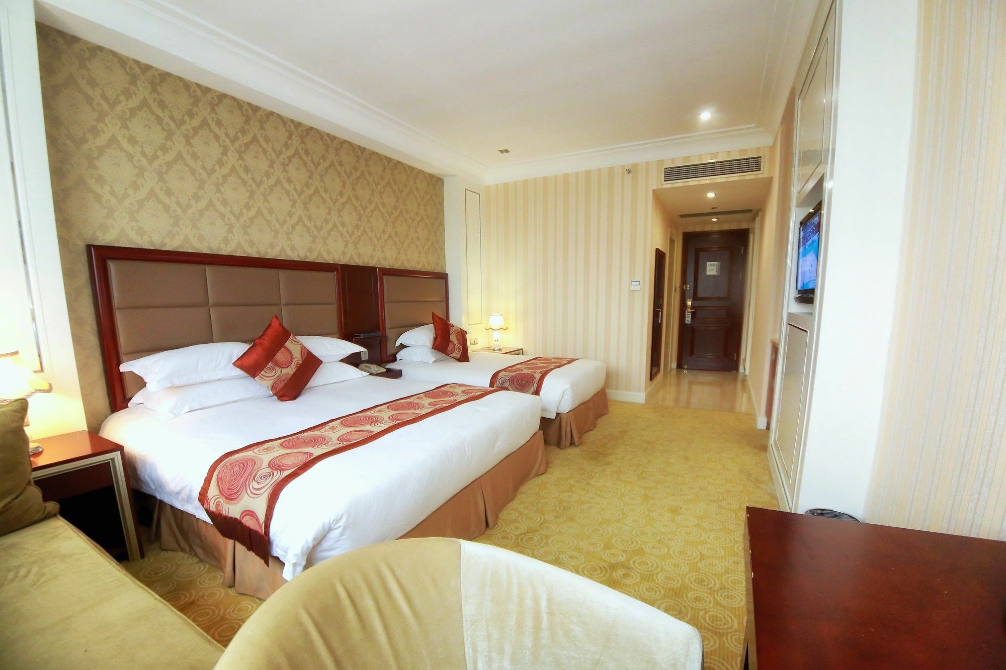 Ramada By Wyndham
