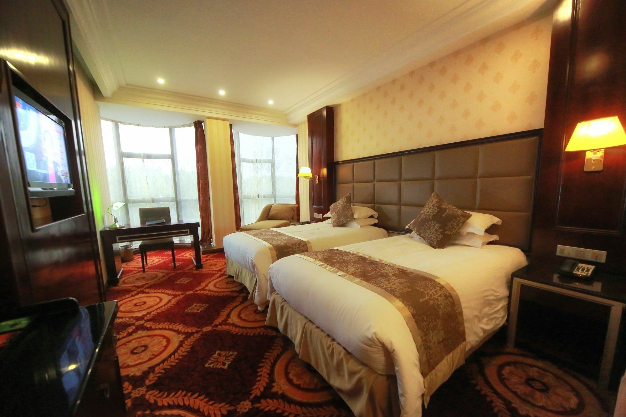 Hotel Ramada By Wyndham 3*